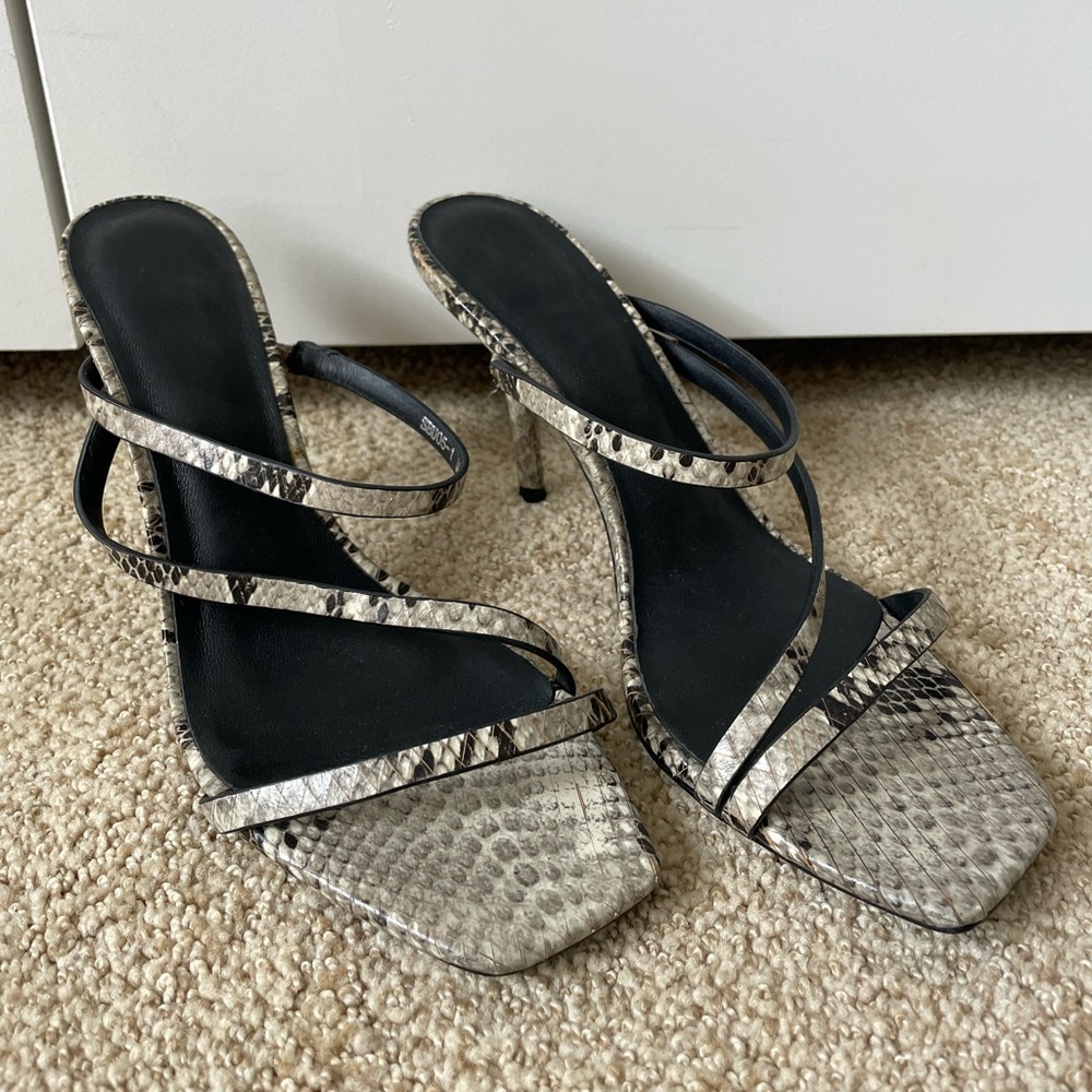 REVOLVE Alligator Print Heels